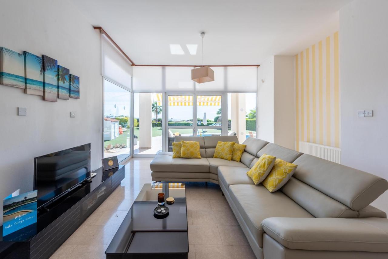 Villa Savoya Sunrise By Ezoria Villas Coral Bay Ngoại thất bức ảnh