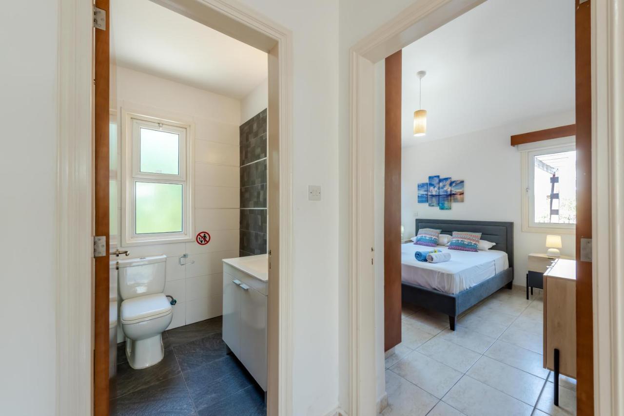 Villa Savoya Sunrise By Ezoria Villas Coral Bay Ngoại thất bức ảnh