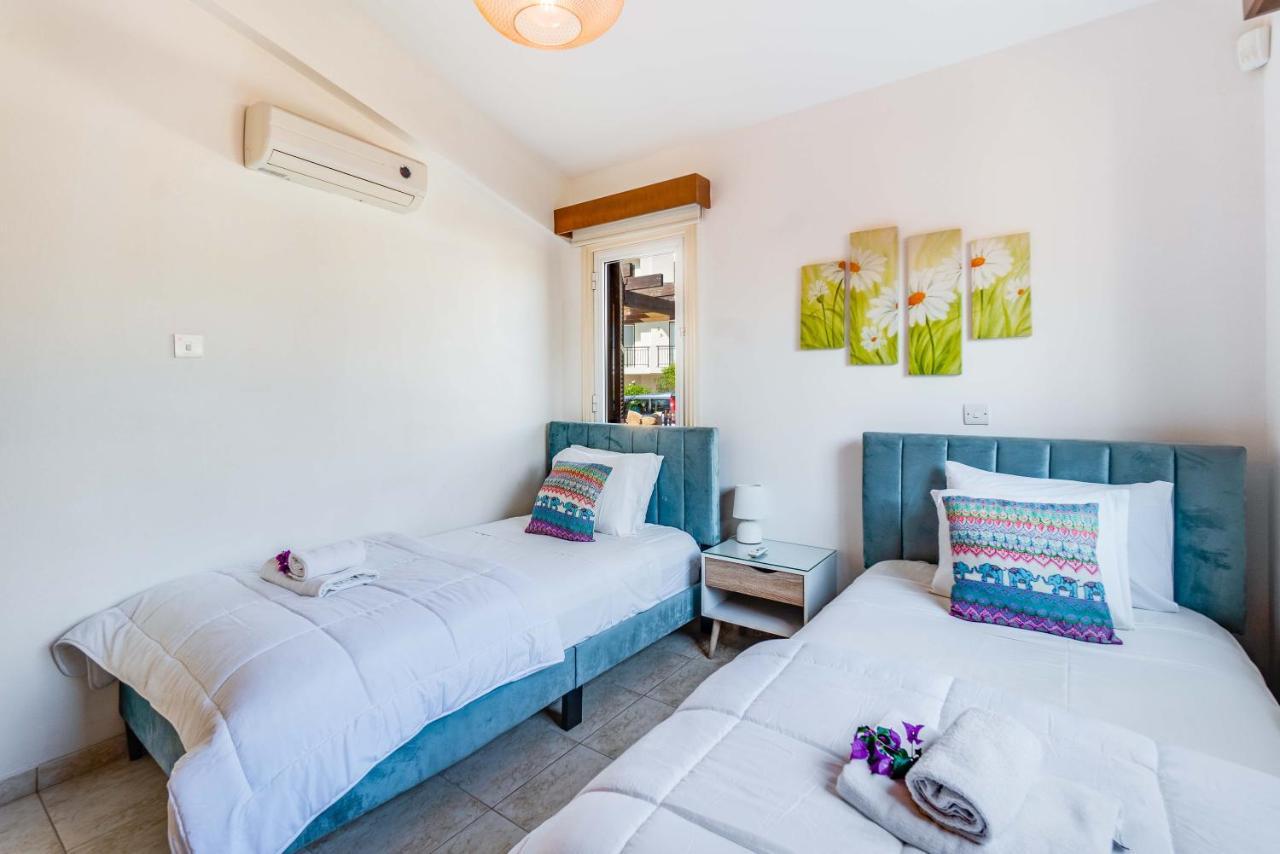 Villa Savoya Sunrise By Ezoria Villas Coral Bay Ngoại thất bức ảnh